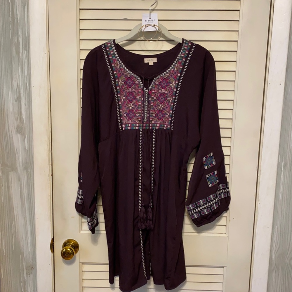 Kyla Seo from Anthropologie size Small boho dress!